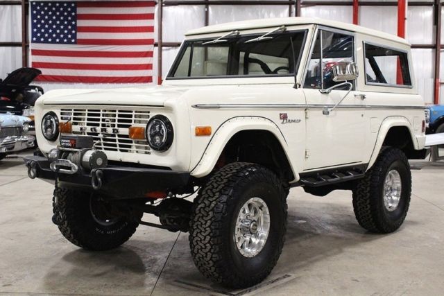 1977 Ford Bronco --