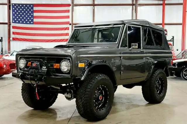 1977 Ford Bronco --