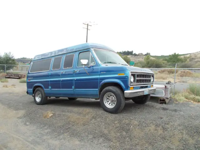 1977 Ford E-Series Van