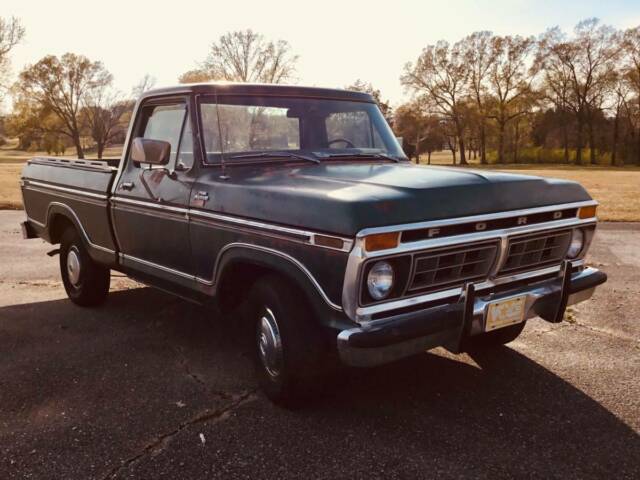 1977 Ford F-100 Custom