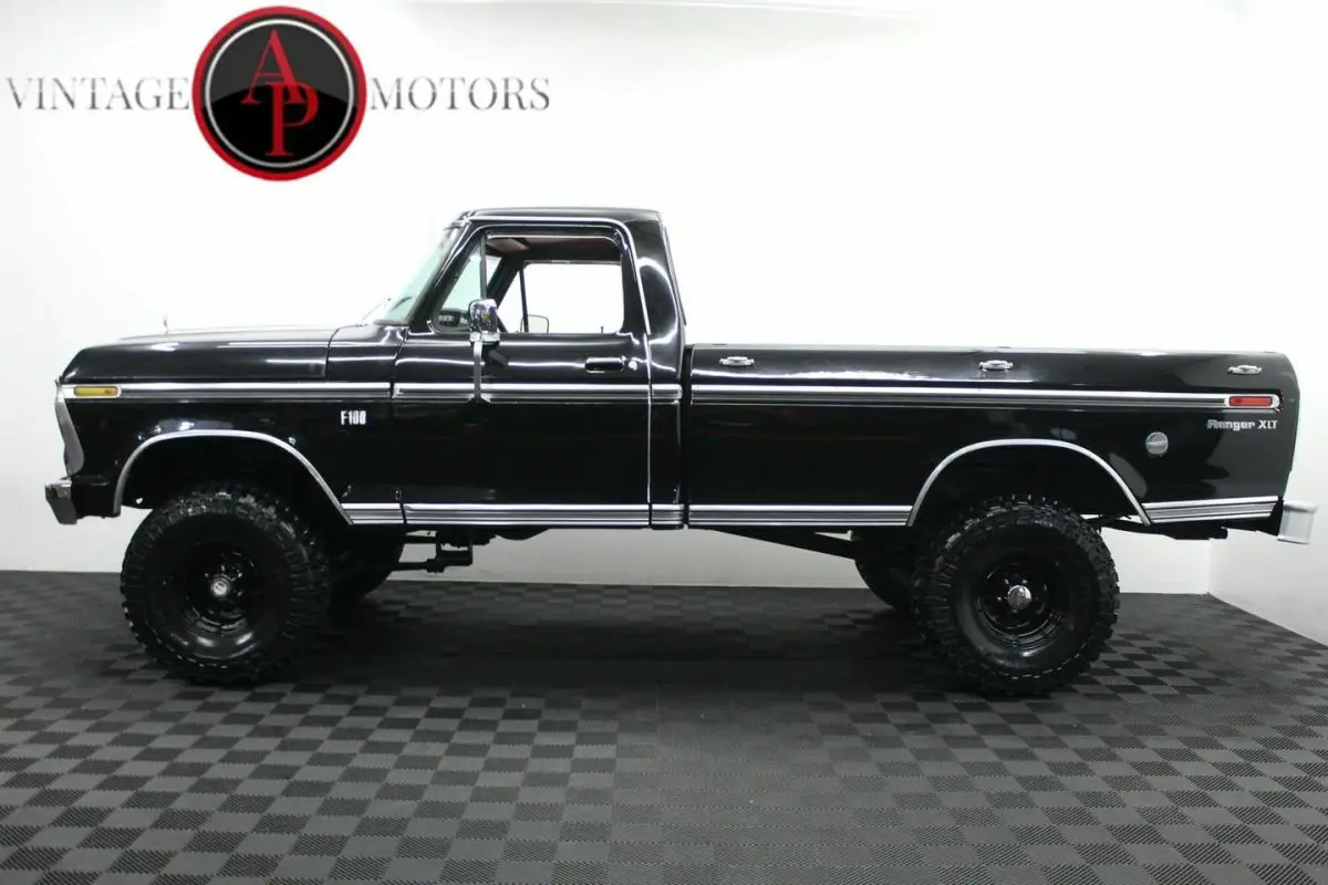 1977 Ford F-100 RANGER XLT 460 V8!