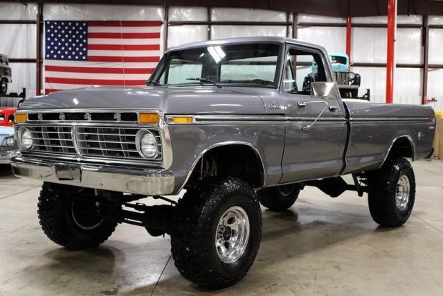 1977 Ford F-250 --
