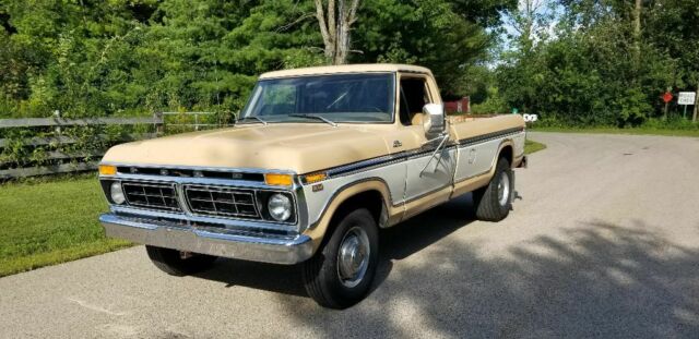 1977 Ford F-350 Camper Special
