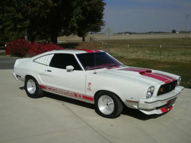 1977 Ford Mustang Cobra II