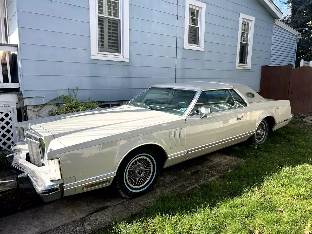 1977 Lincoln Continental