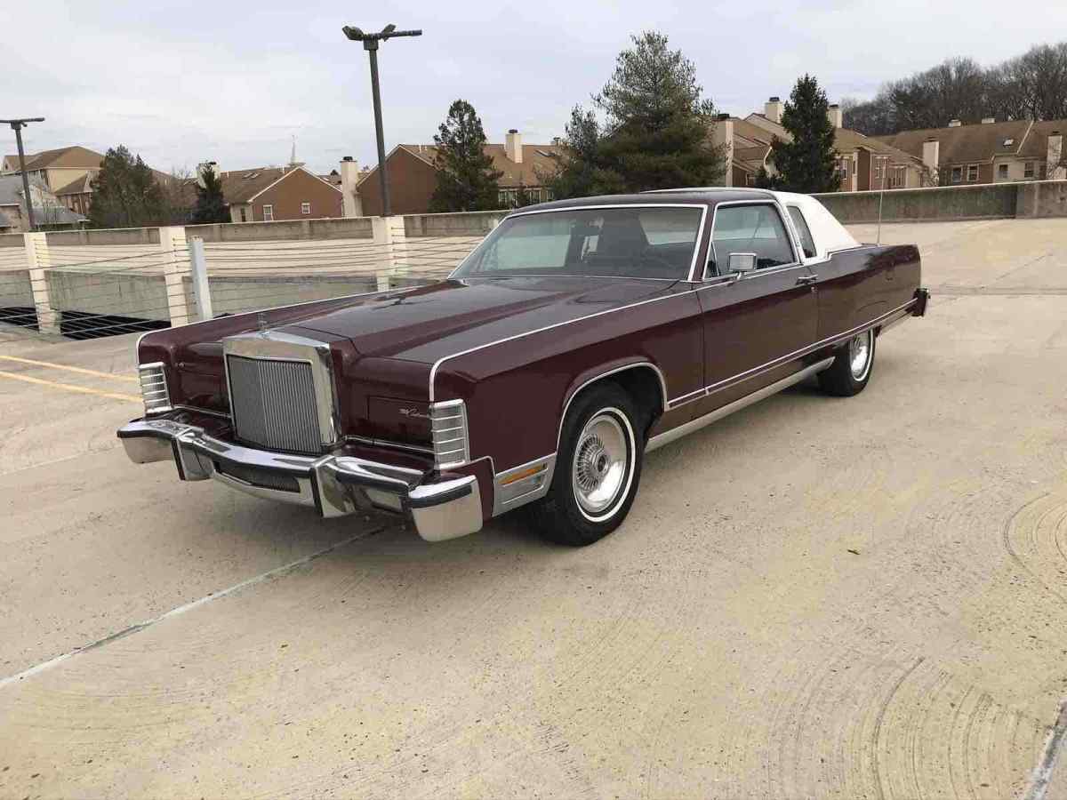 1977 Lincoln Continental town coupe