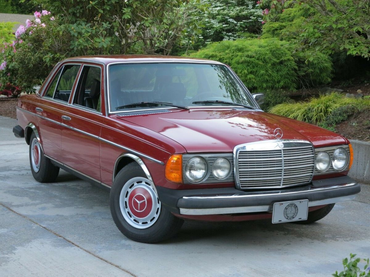 1977 Mercedes-Benz 300-Series 300D