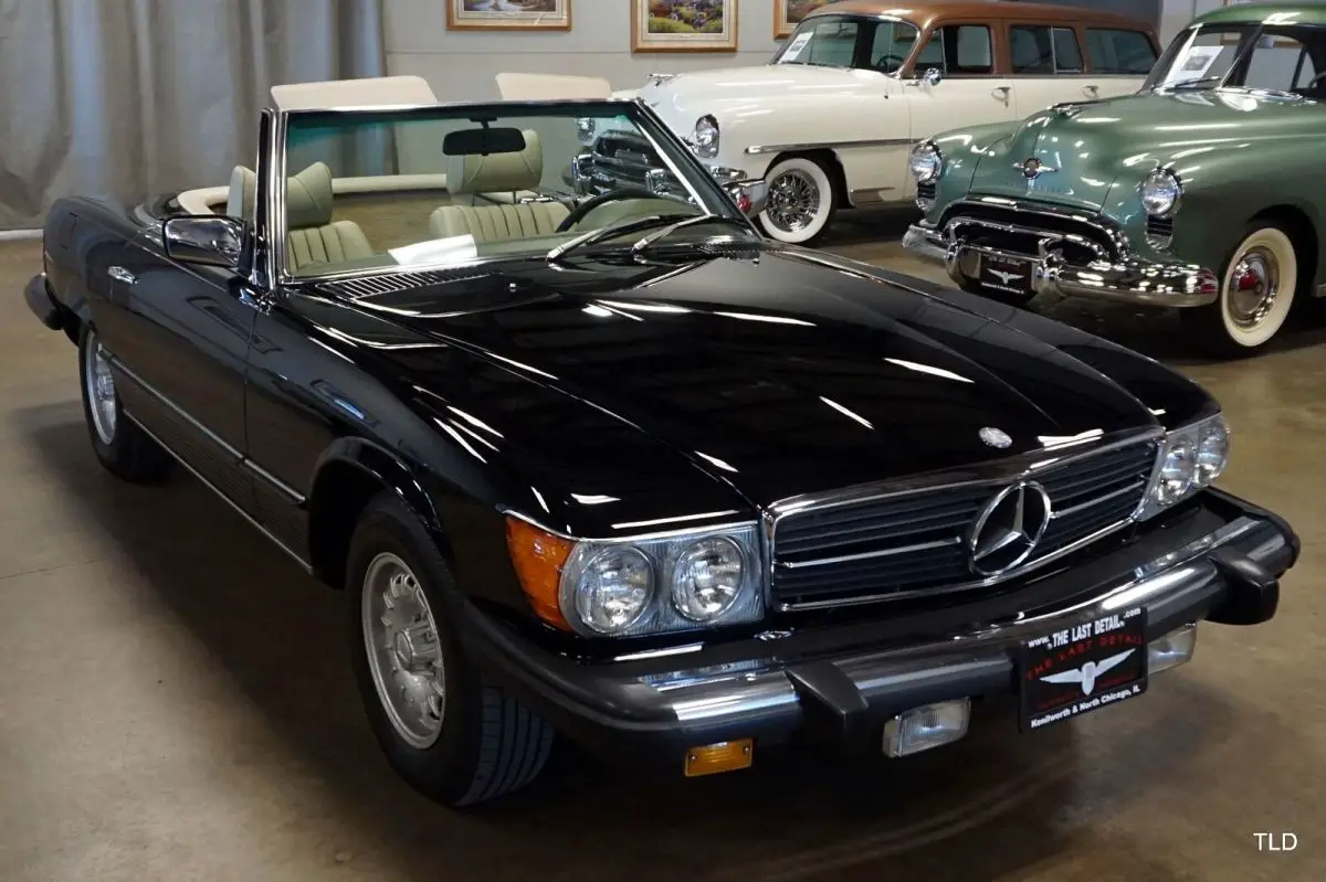 1977 Mercedes-Benz SL-Class Convertible