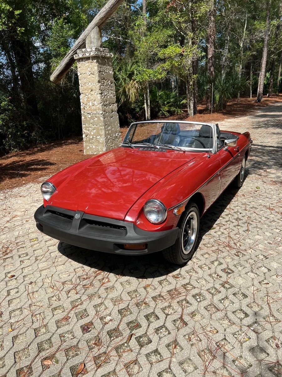 1977 MG B