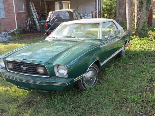 1977 Ford Mustang