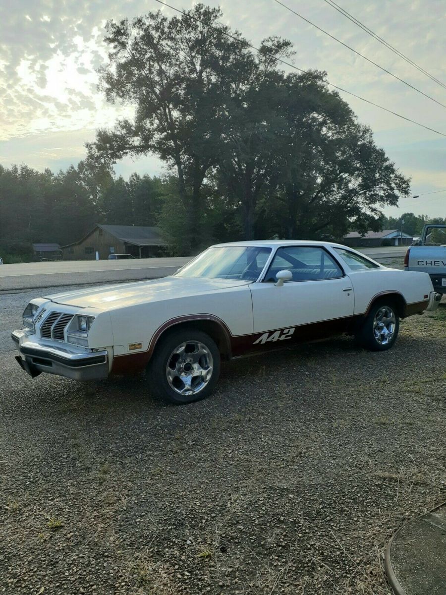 1977 Oldsmobile Cutlass