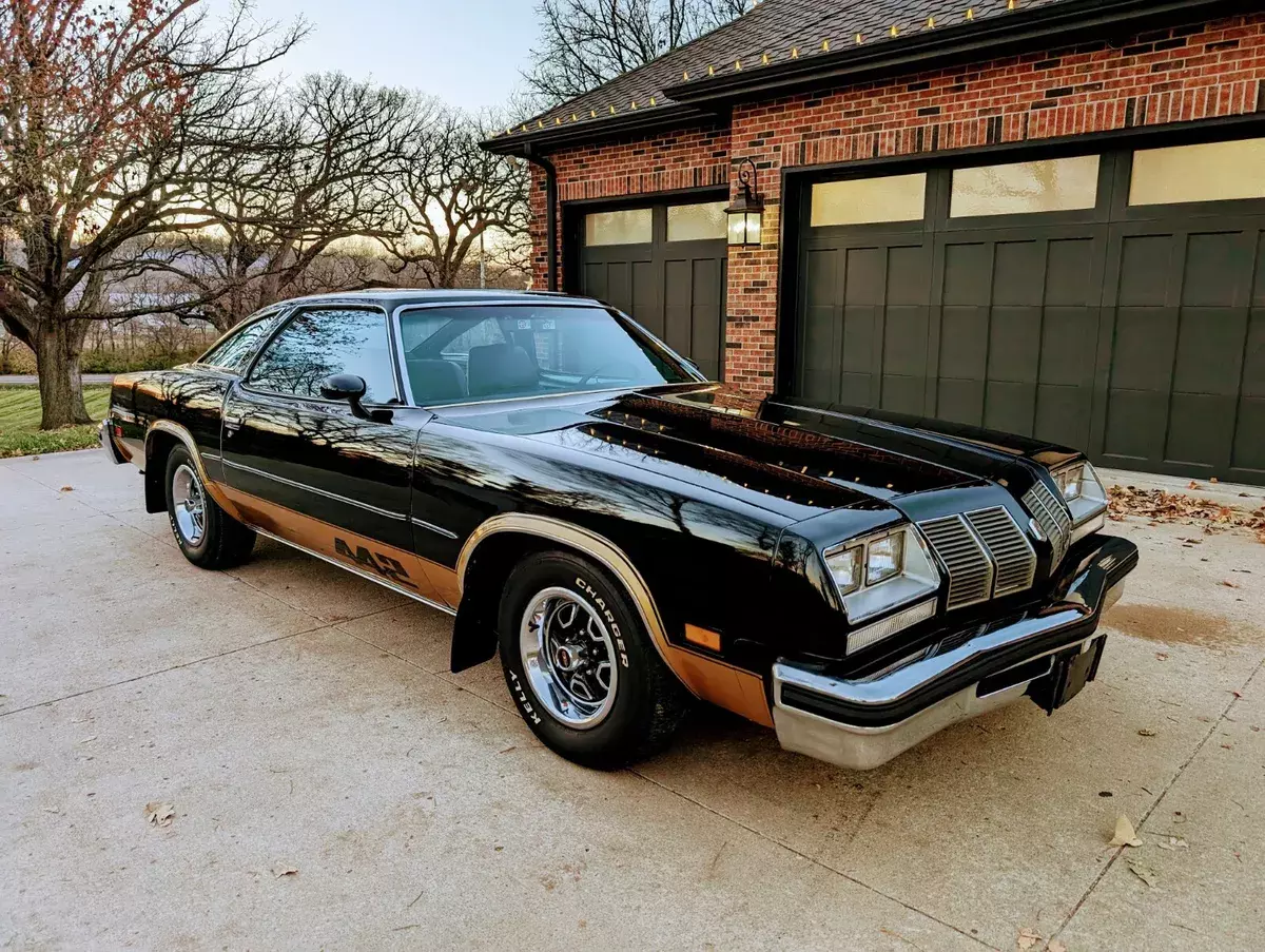 1977 Oldsmobile 442 BLACK & GOLD 71K LOW MILE SURVIVOR 5.7L 350ci