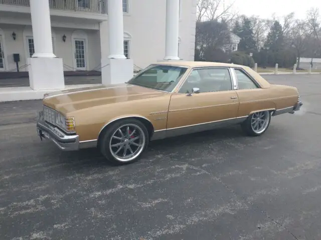 1977 Pontiac Bonneville Coupe