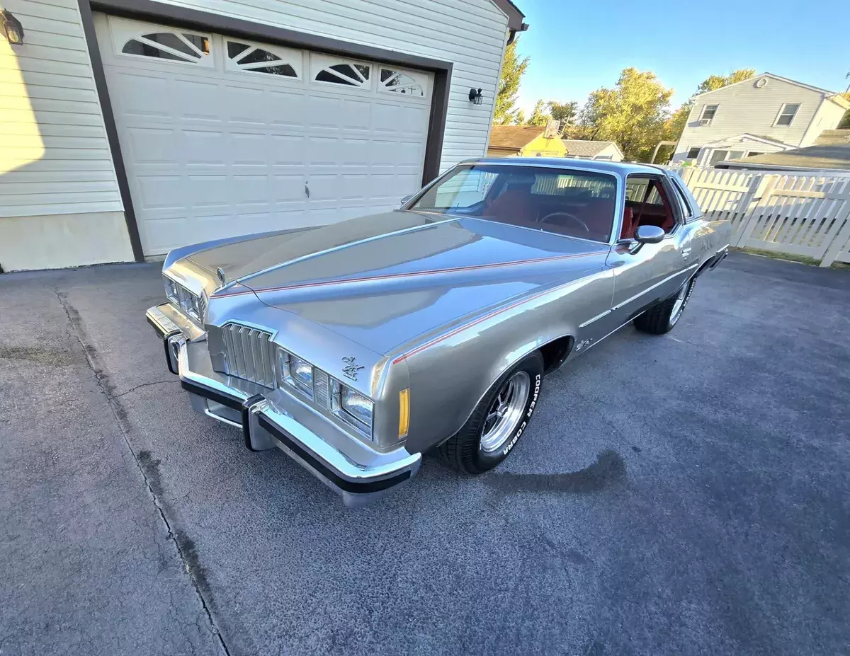 1977 Pontiac Grand Prix