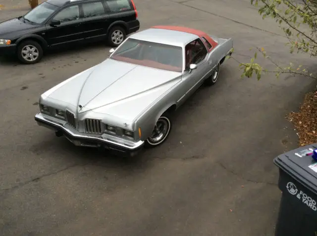 1977 Pontiac Grand Prix SJ Coupe 2-Door