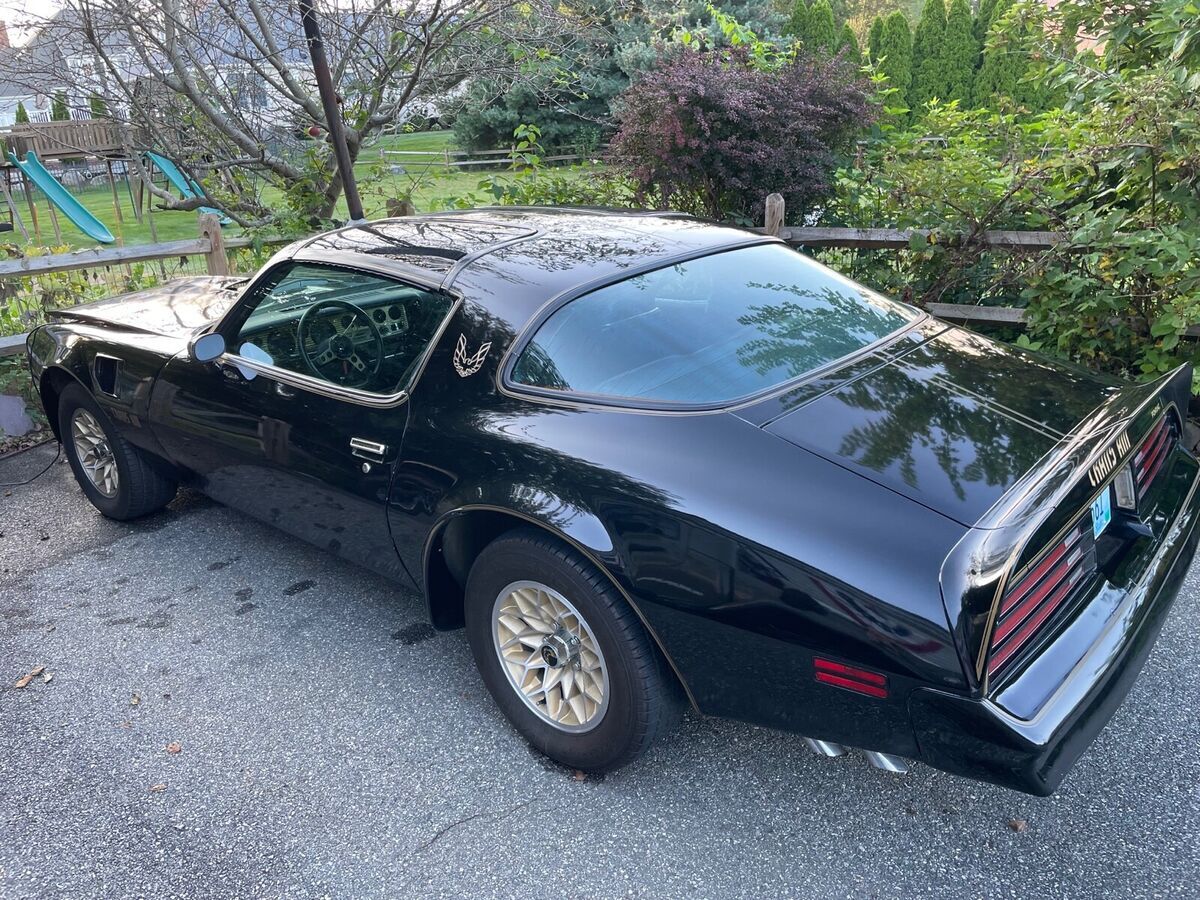 1977 Pontiac Trans Am Y-82 special edition