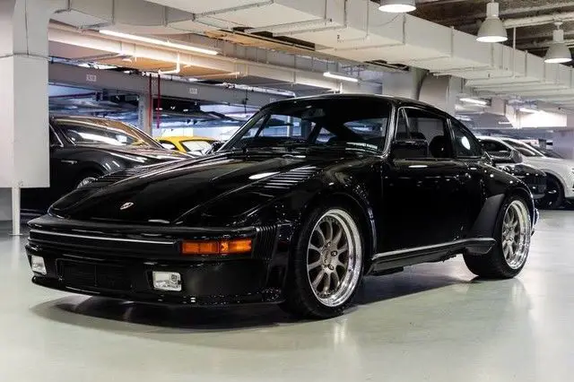 1977 Porsche 930 --