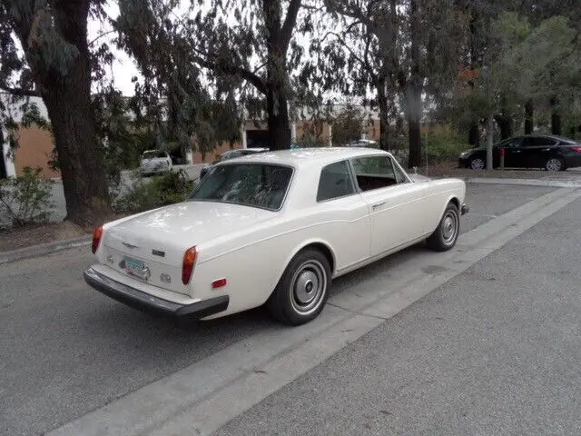 1977 Rolls-Royce Corniche olive green leather