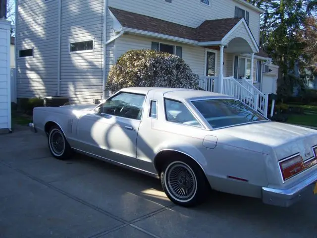 1977 Ford Thunderbird