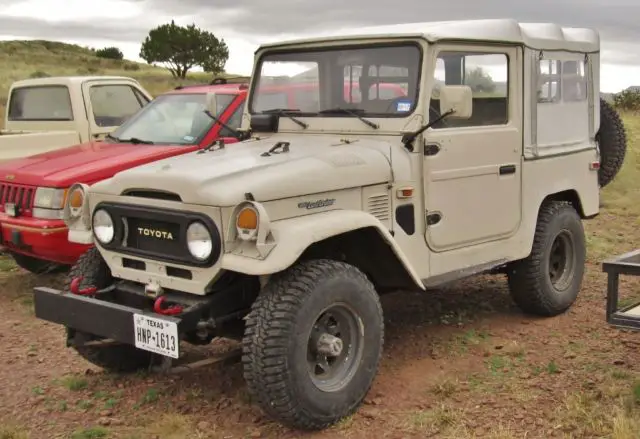 1977 Toyota Land Cruiser Base Sport Utility 2-Door