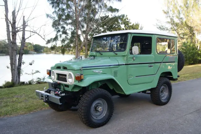 1977 Toyota Land Cruiser Base Sport Utility 2-Door