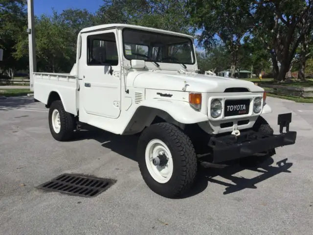 1977 Toyota Land Cruiser Pick Up