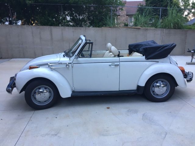 1977 Volkswagen Beetle - Classic Triple White Edition