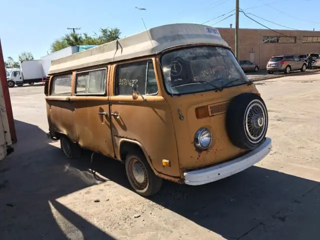 1977 Volkswagen Bus Riviera