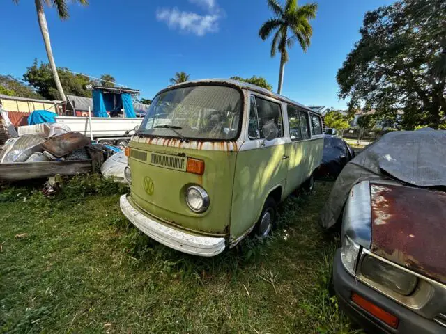 1977 Volkswagen Type 2