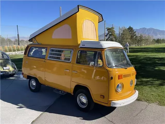 1977 Volkswagen Camper