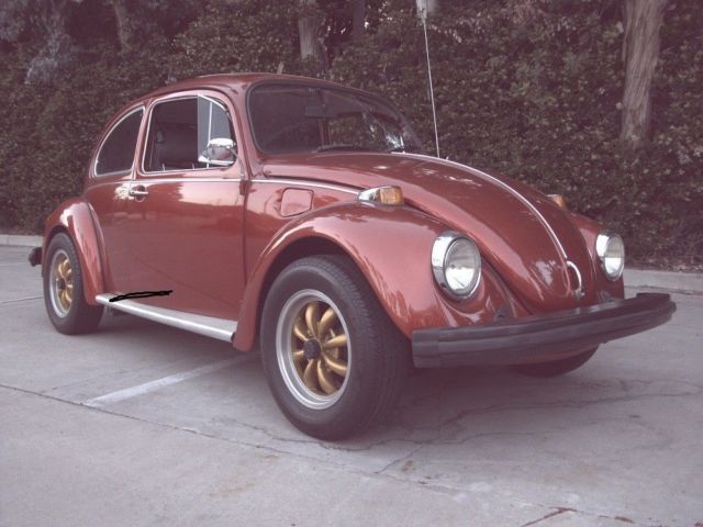 1977 Volkswagen Beetle - Classic Vinyl seats