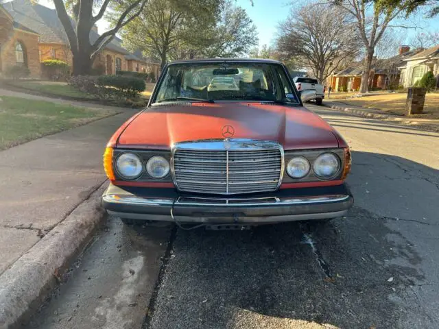 1978 Mercedes-Benz 300-Series