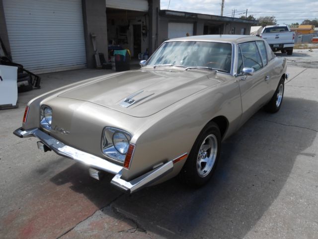 1978 Studebaker AVANTI II