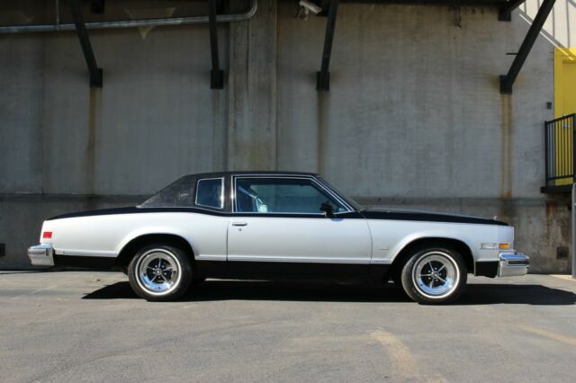 1978 Buick Riviera Anniversary