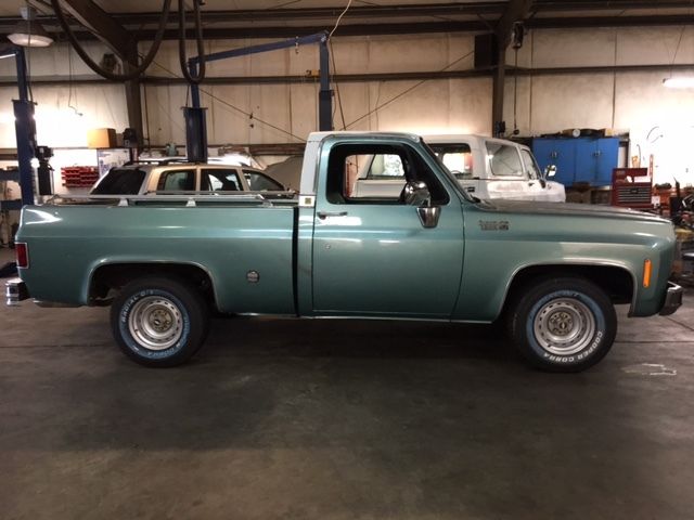 1978 Chevrolet C-10 Custom Deluxe