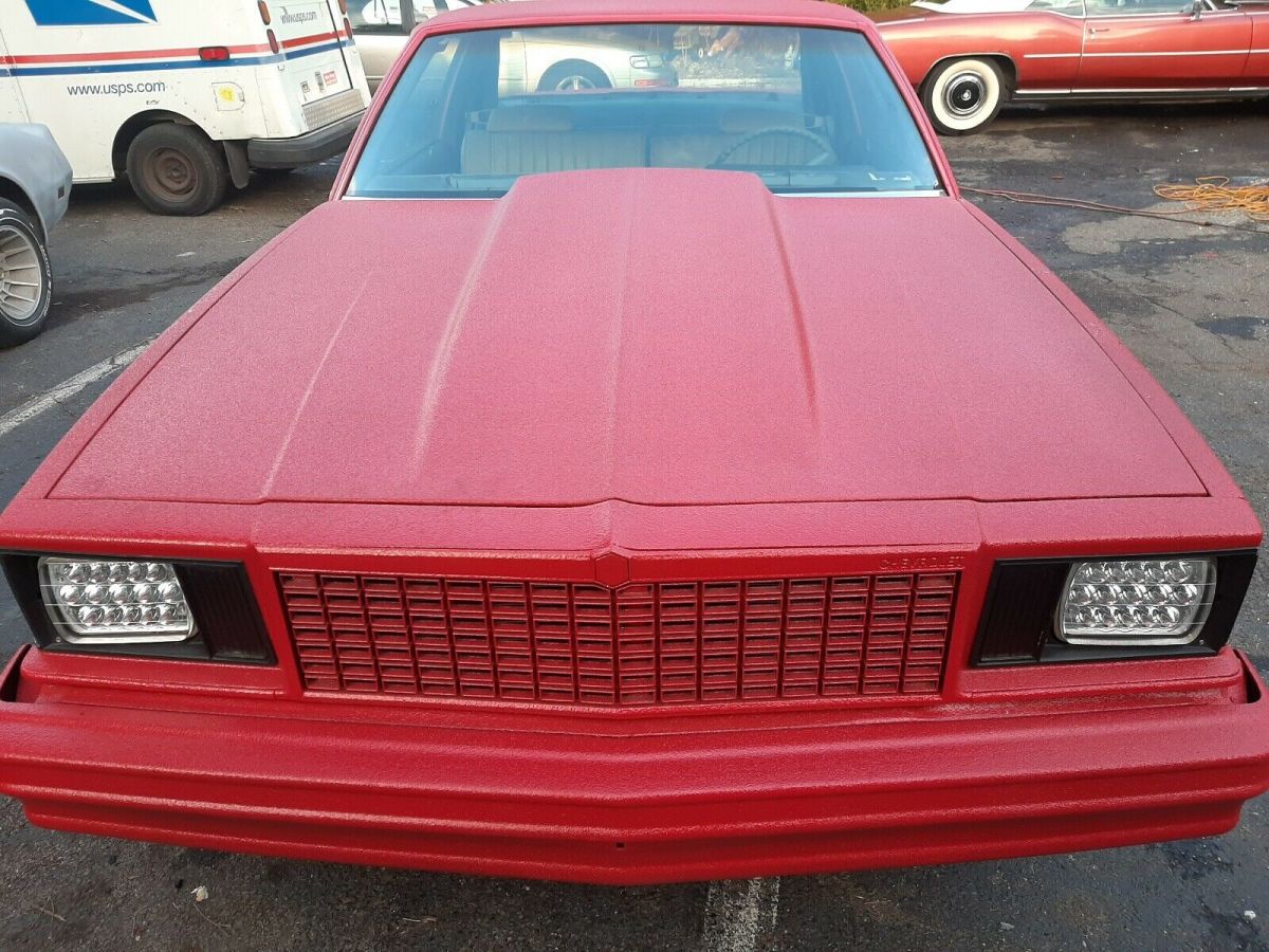 1978 Chevrolet Malibu cowl hood