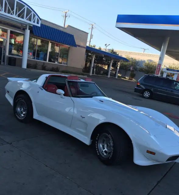 1978 Chevrolet Corvette Brand new pain original classic white