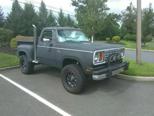 1978 Dodge Power Wagon W150 STEPSIDE 4X4 PICKUP