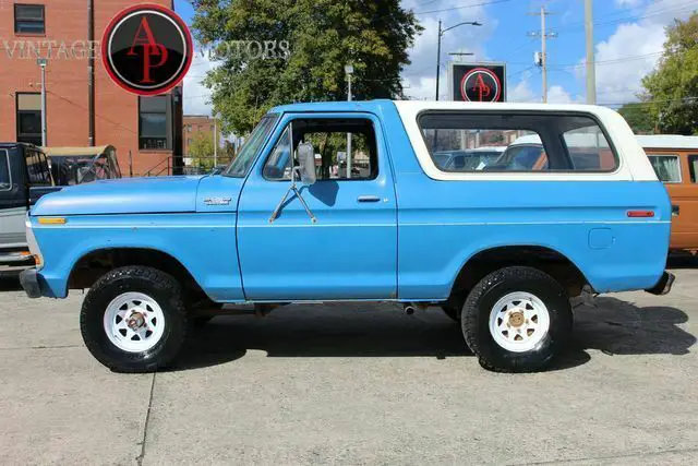 1978 Ford Bronco CUSTOM ROUND HEADLIGHT!