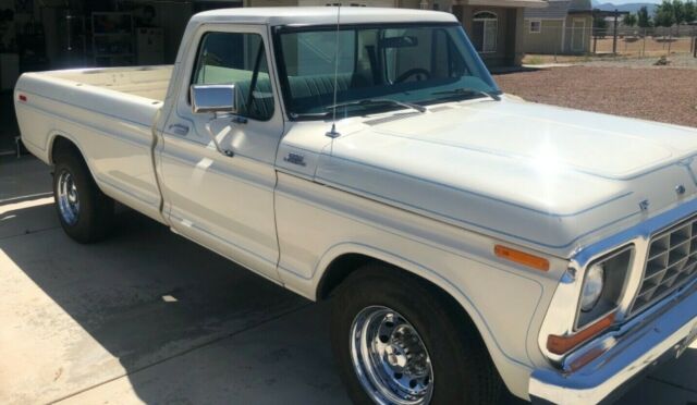 1978 Ford F-250 Blue