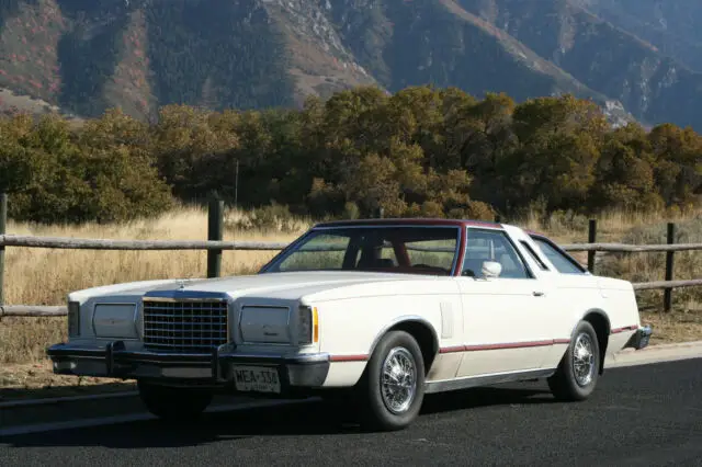 1978 Ford Thunderbird Deluxe