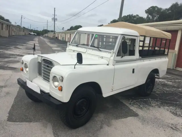 1978 Land Rover Defender 109   PU  AWD 2.3L Diesel Engine 4 Speed