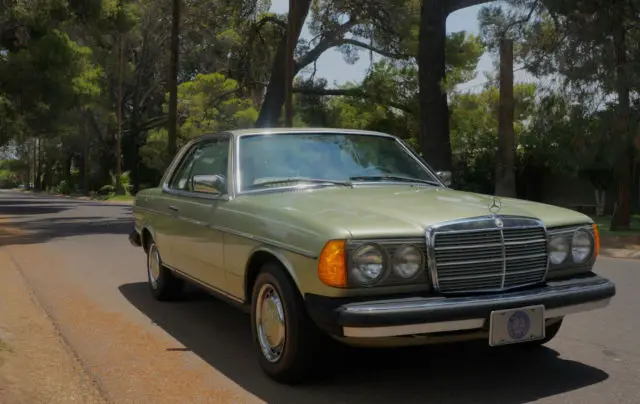 1978 Mercedes-Benz 200-Series 280CE