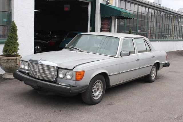 1978 Mercedes-Benz 400-Series