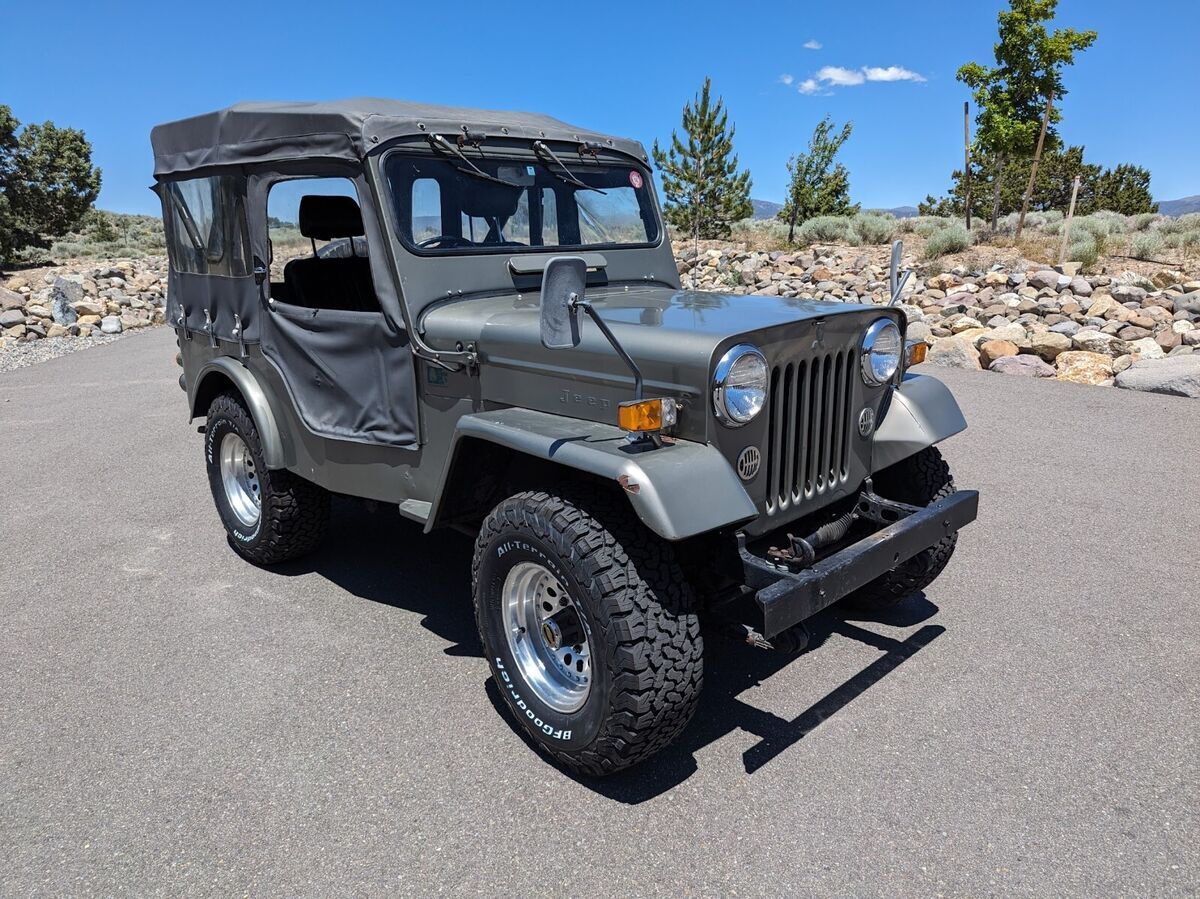 1978 Mitsubishi Jeep