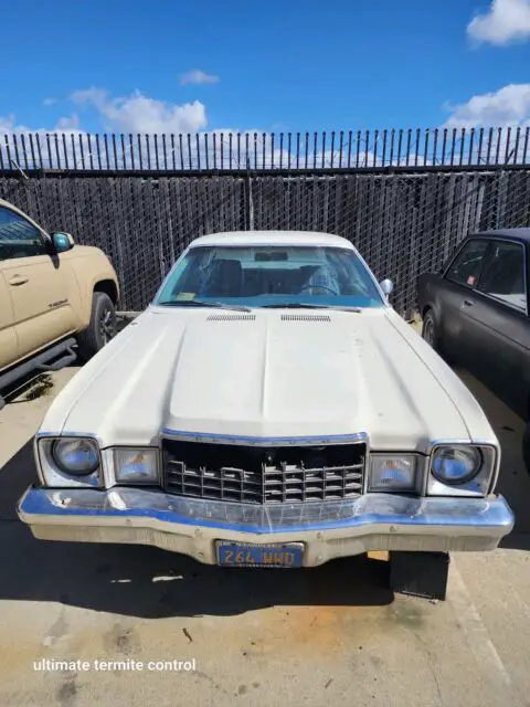 1978 Plymouth Volare 5.9 beige