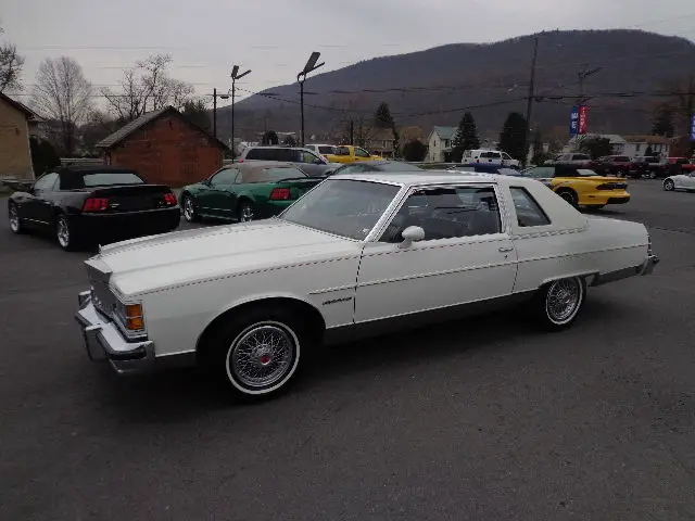 1978 Pontiac Bonneville Base Coupe 2-Door