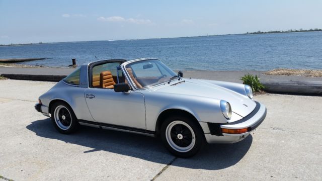 1978 Porsche 911 targa