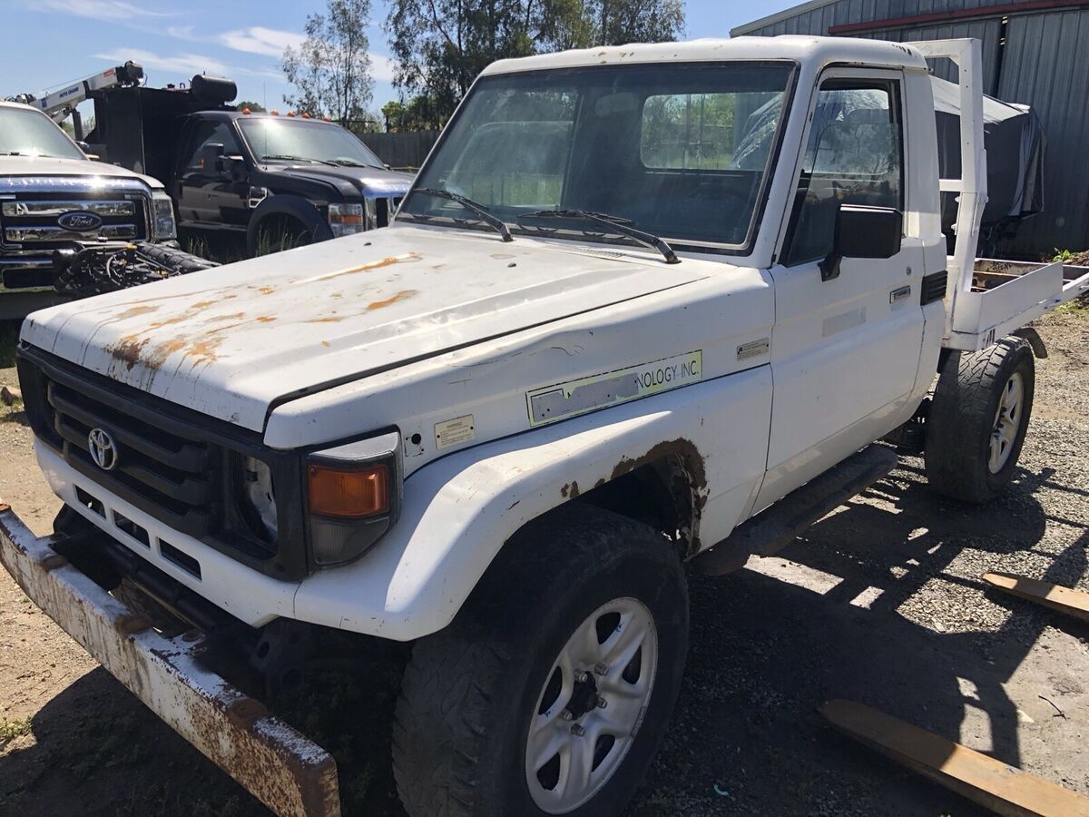 Toyota Land Cruiser Pickup White Hzj Landcruiser For Sale