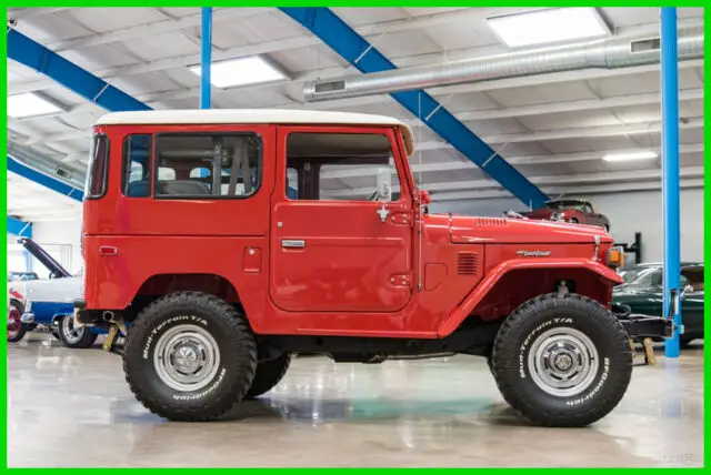 1978 Toyota FJ40 Nicely Restored with Air Conditioning and Power Steering